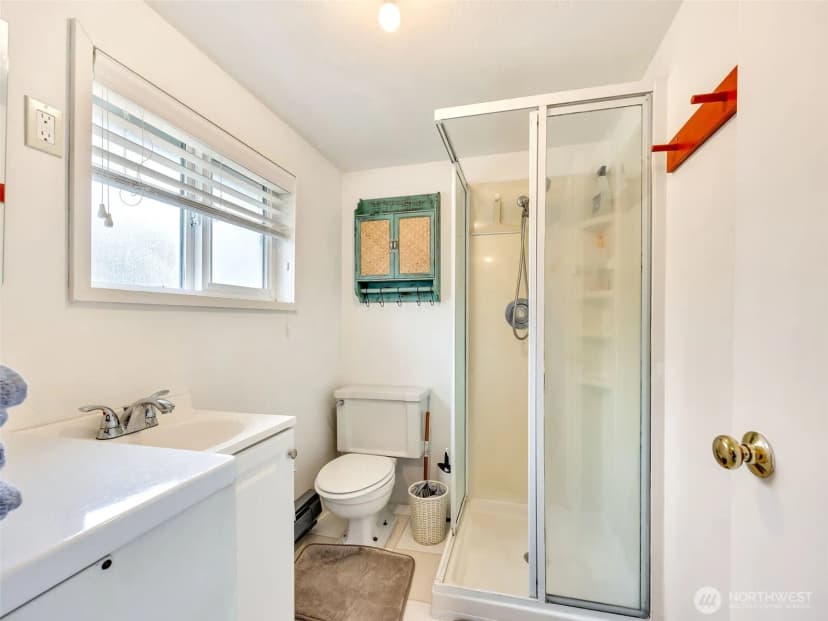 Property photo for 12905 N Alley, Long Beach photo 20
