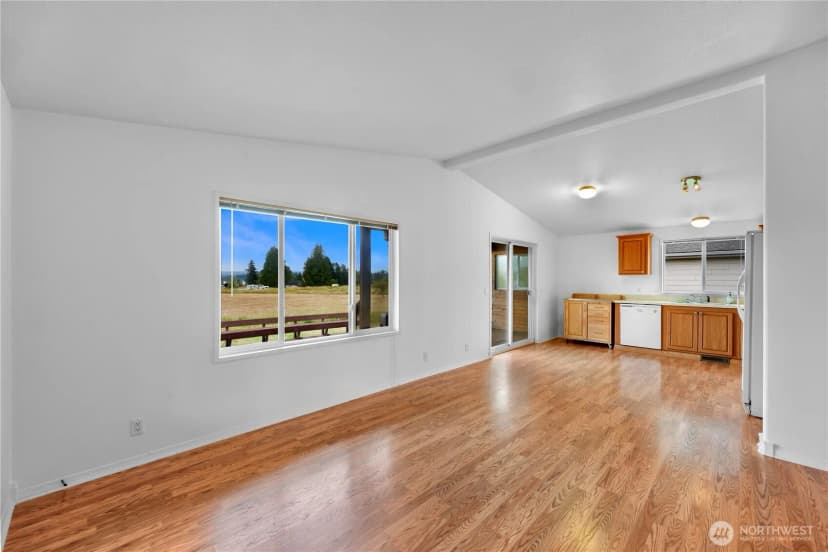 Property photo for 8585 Harborview Road #5, Blaine photo 4