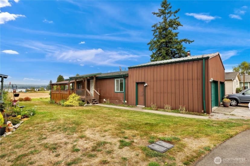 Property photo for 8585 Harborview Road #5, Blaine photo 2