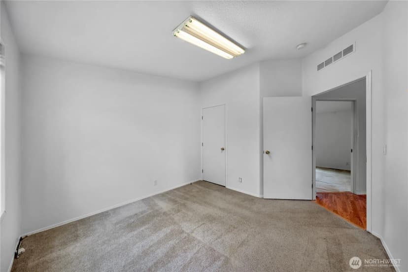 Property photo for 8585 Harborview Road #5, Blaine photo 18