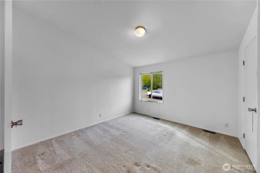 Property photo for 8585 Harborview Road #5, Blaine photo 13