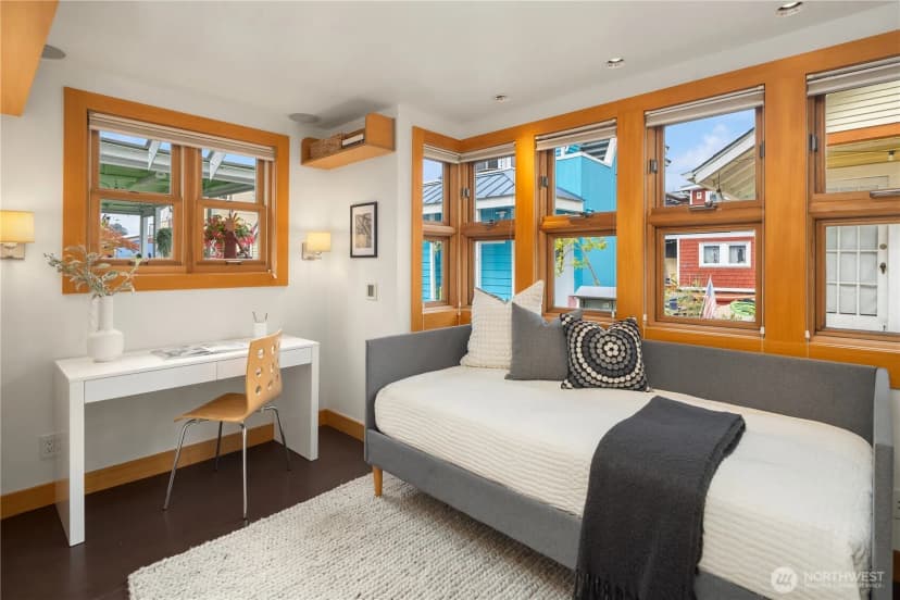 Property photo for 2331 Fairview Avenue E #i, Seattle photo 25