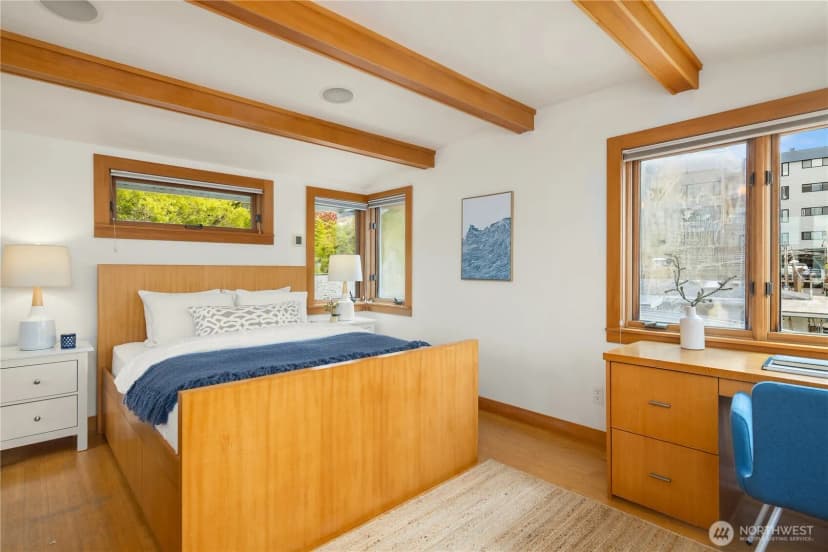 Property photo for 2331 Fairview Avenue E #i, Seattle photo 16