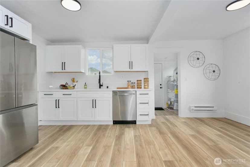 Property photo for 6443 S Warner Street, Tacoma photo 11
