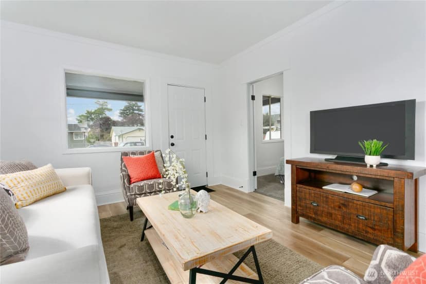 Property photo for 6443 S Warner Street, Tacoma photo 6