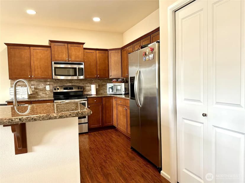 Property photo for 3018 Eagle Loop Ne, Lacey photo 15
