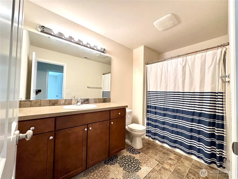 Property photo for 3018 Eagle Loop Ne, Lacey photo 27