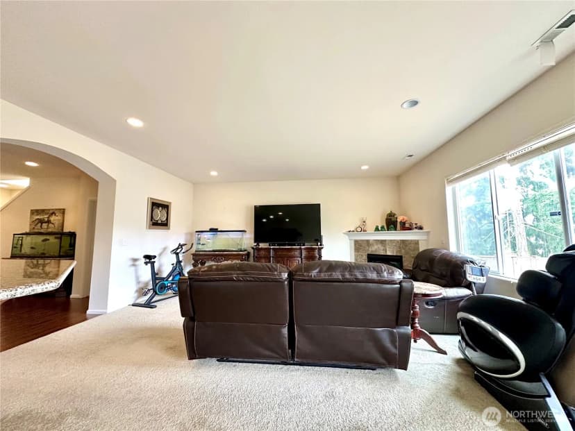 Property photo for 3018 Eagle Loop Ne, Lacey photo 9