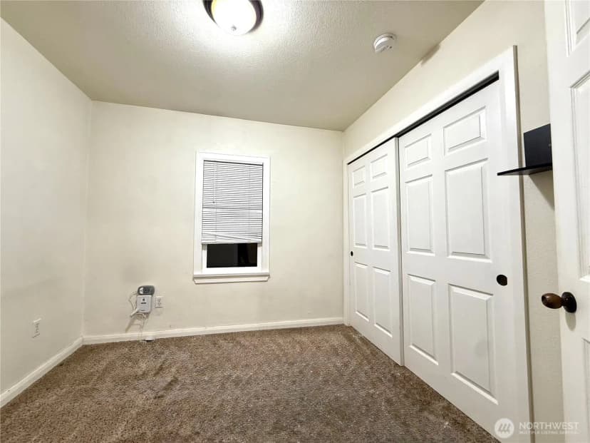 Property photo for 417 15th Avenue, Longview photo 9