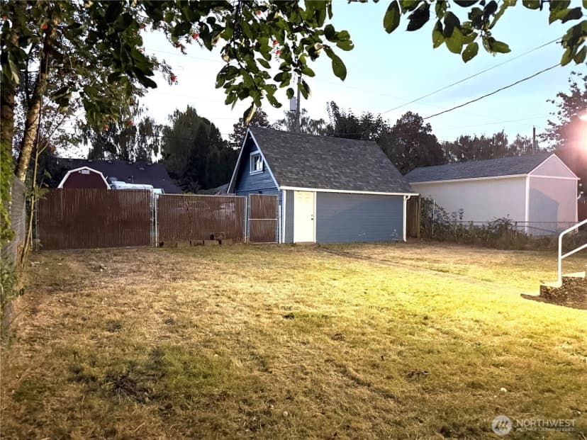 Property photo for 417 15th Avenue, Longview photo 10