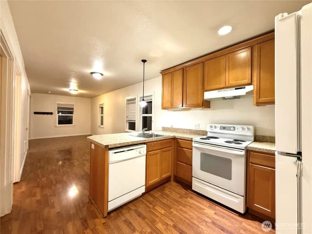 Property photo for 417 15th Avenue, Longview photo 3