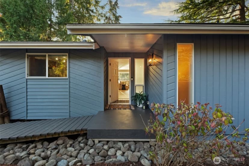 Property photo for 8812 86th Avenue Nw, Gig Harbor photo 4