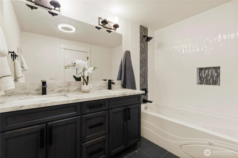 Property photo for 13731 65th Place W, Edmonds photo 19