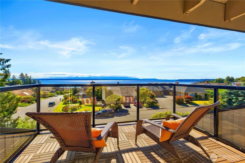 Property photo for 13731 65th Place W, Edmonds photo 14