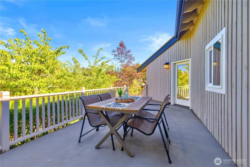 Property photo for 13731 65th Place W, Edmonds photo 12