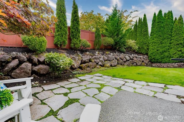 Property photo for 23171 Ne 128th Place, Redmond photo 2
