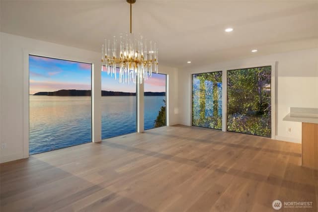 Property photo for 12306 Possession Lane, Edmonds photo 5