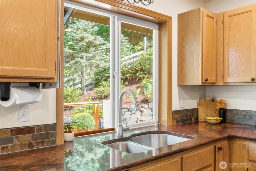 Property photo for 6427 Storm Lake Road, Snohomish photo 14