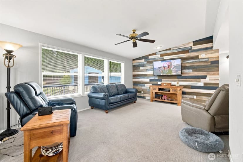 Property photo for 12424 Moes Road Se, Rainier photo 25