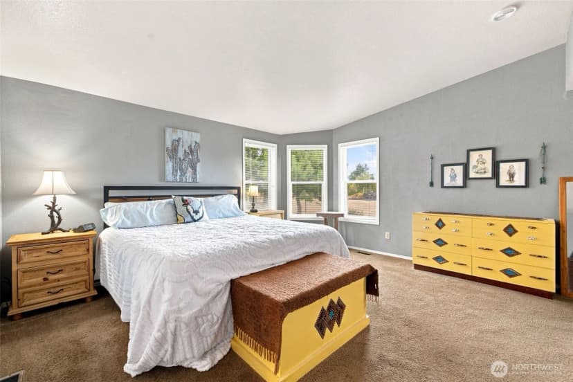 Property photo for 12424 Moes Road Se, Rainier photo 32