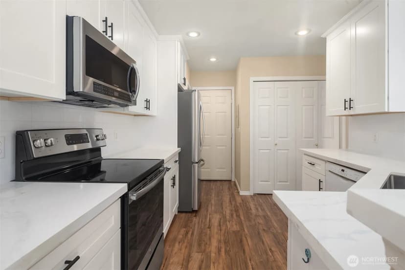 Property photo for 23131 15th Avenue Se #h-2, Bothell photo 18
