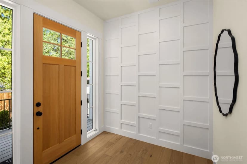 Property photo for 4515 150th Avenue Se, Bellevue photo 2