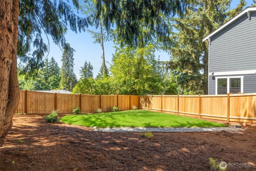 Property photo for 4515 150th Avenue Se, Bellevue photo 35