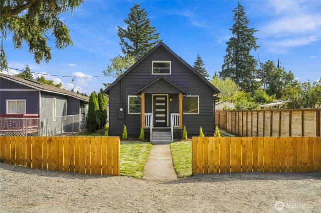 Property photo for 506 L Street Se, Auburn photo 2