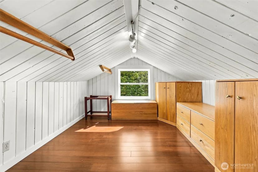 Property photo for 2704 Sw 152nd Place, Burien photo 19