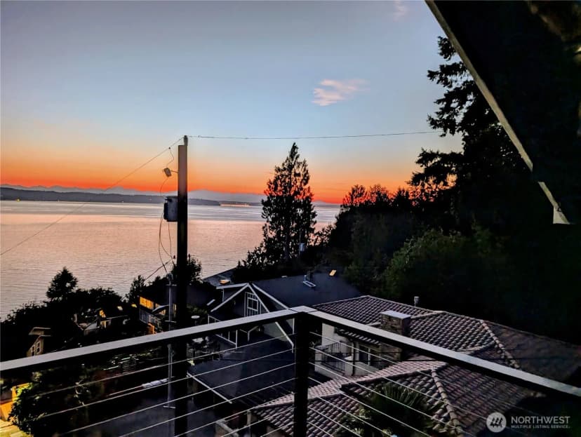 Property photo for 2704 Sw 152nd Place, Burien photo 15