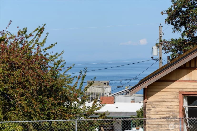 Property photo for 1812 W 5th St, Port Angeles photo 8