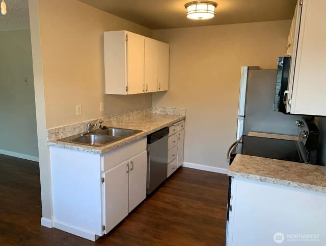 Property photo for 1609 Maple Lane #c5-c8, Kent photo 5