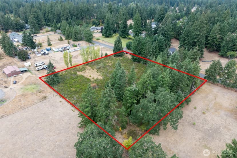 Property photo for 4204 267th Street E, Spanaway photo 3