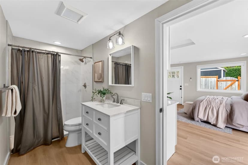 Property photo for 2907 2909 Sw Cloverdale Street, Seattle photo 15