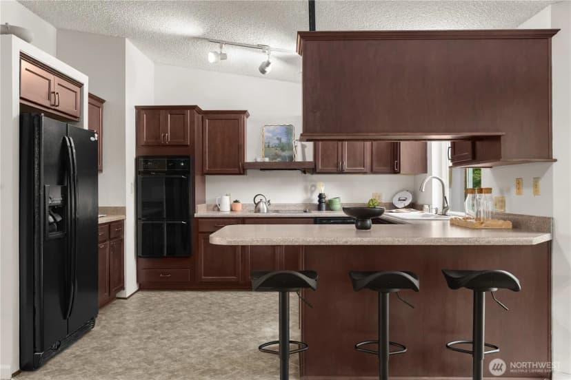 Property photo for 13938 15th Place Sw, Burien photo 10