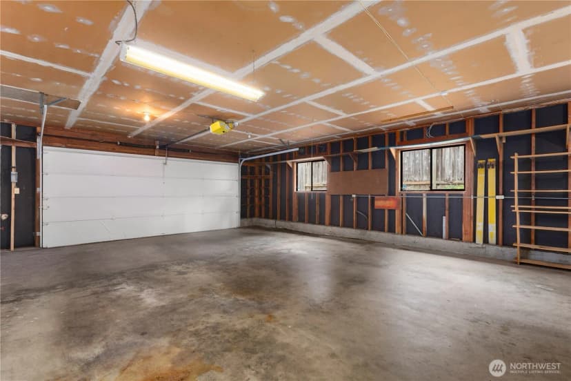 Property photo for 13938 15th Place Sw, Burien photo 36