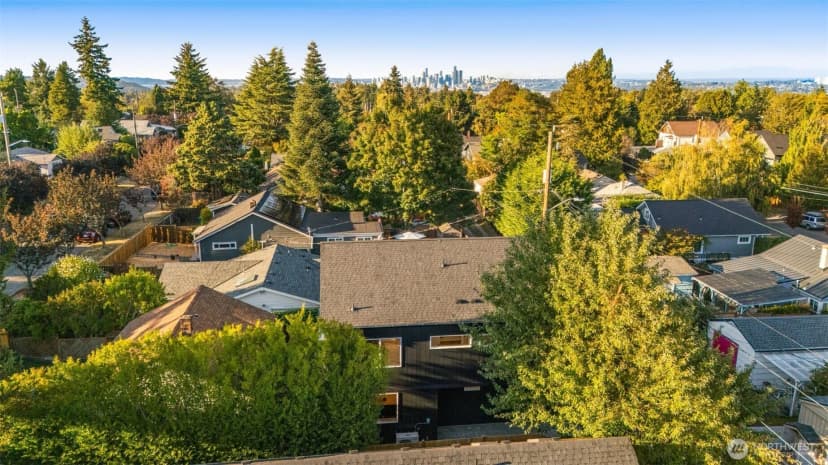Property photo for 8148 13th Avenue Sw, Seattle photo 36