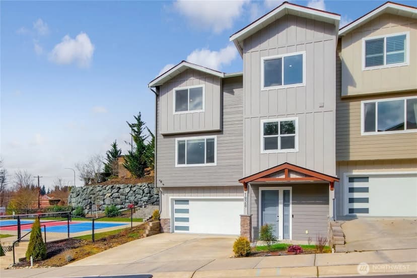 Property photo for 1828 25th Street, Snohomish photo 2