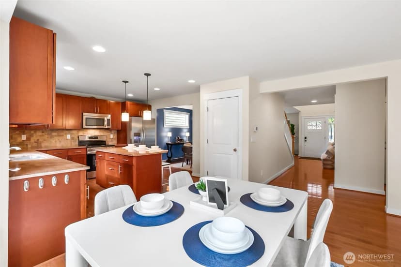 Property photo for 215 Sw 144th Street, Burien photo 28