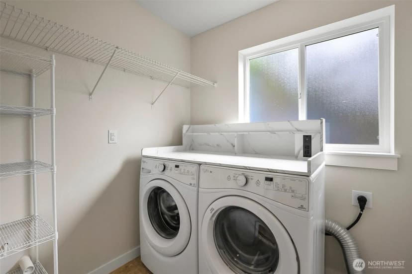 Property photo for 215 Sw 144th Street, Burien photo 32