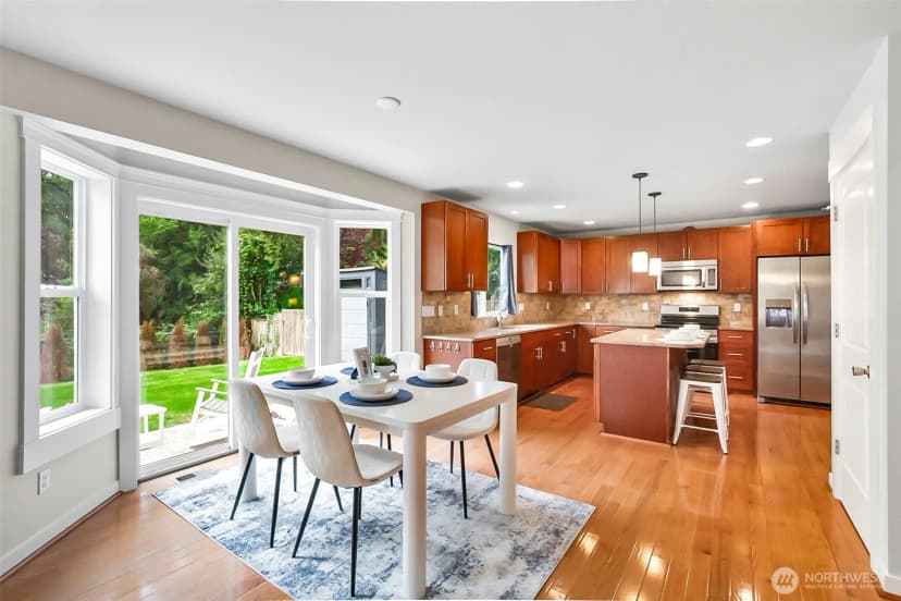 Property photo for 215 Sw 144th Street, Burien photo 6