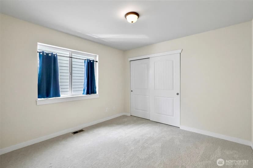 Property photo for 215 Sw 144th Street, Burien photo 21