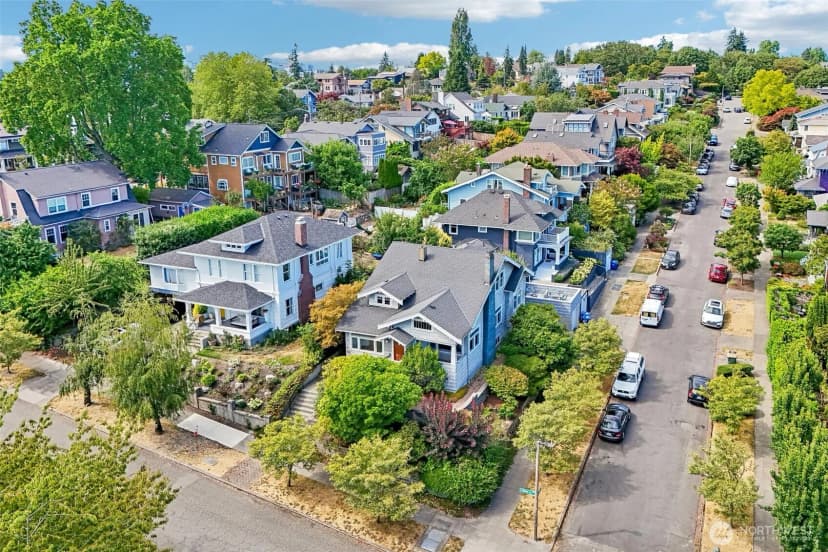 Property photo for 3116 S Dose Terrace, Seattle photo 7