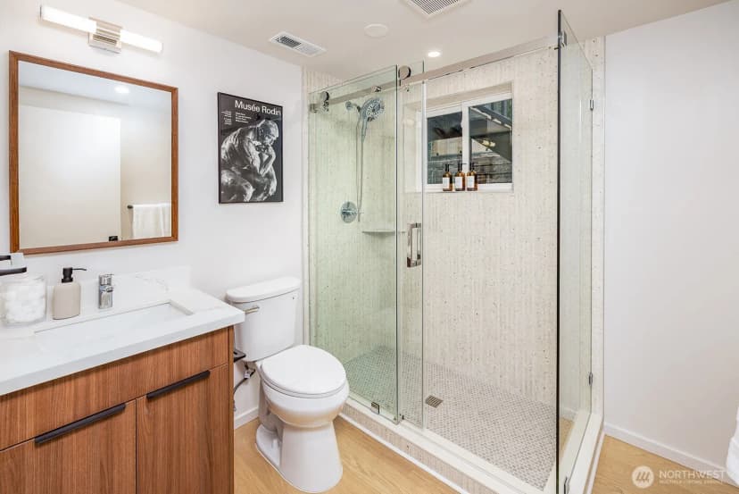 Property photo for 6048 28th Avenue Ne, Seattle photo 23