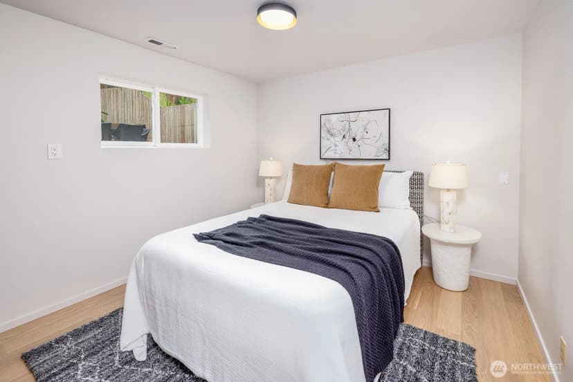 Property photo for 6048 28th Avenue Ne, Seattle photo 22