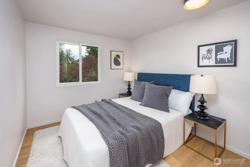 Property photo for 6048 28th Avenue Ne, Seattle photo 17