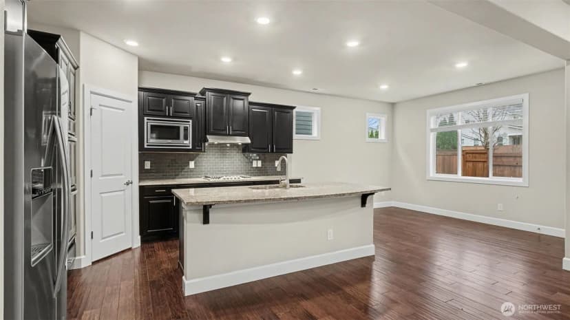 Property photo for 17321 40th Avenue Se, Bothell photo 16