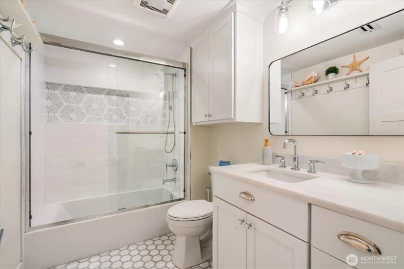 Property photo for 5912 Ne Arrowhead Drive, Kenmore photo 34