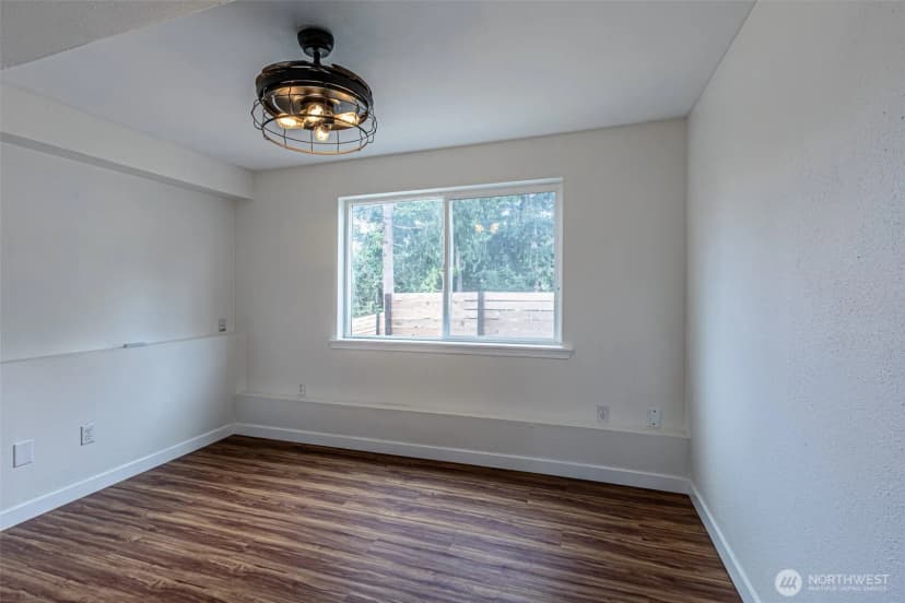 Property photo for 2704 180th Avenue E, Lake Tapps photo 19