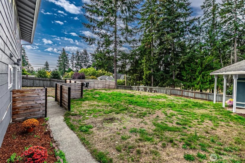 Property photo for 2704 180th Avenue E, Lake Tapps photo 28